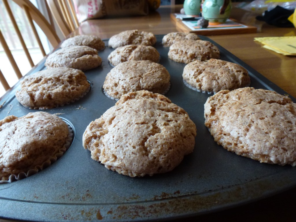 cinnamon streusal cupcakes