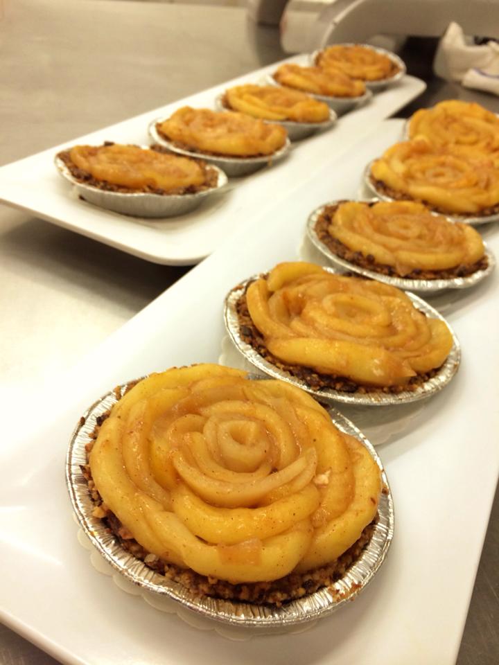 apple custard tart pecan crust